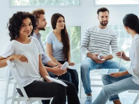 How CBT Helps Heal Depression, Anxiety, and Trauma — Especially in a Group IOP Setting